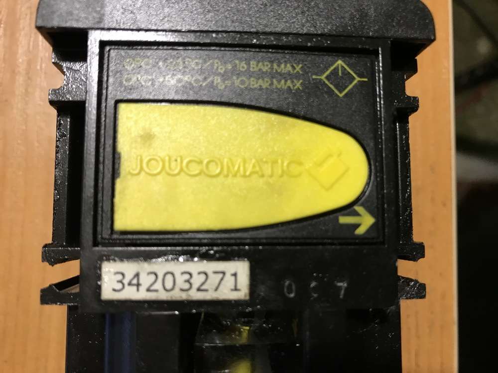 Лубрикатор  JOUCOMATIC  модель 112 бирка.JPG