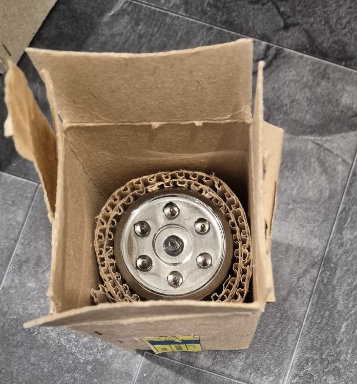 Лампа генераторная (лучевой тетрод)  ГИ-36. С хранения. 1988-89 г. в. В упаковках.  (2).jpg